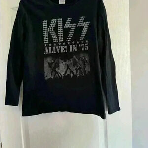 🔥2/40$🔥Kiss Alive in  1975 T-shirt. Fall season start